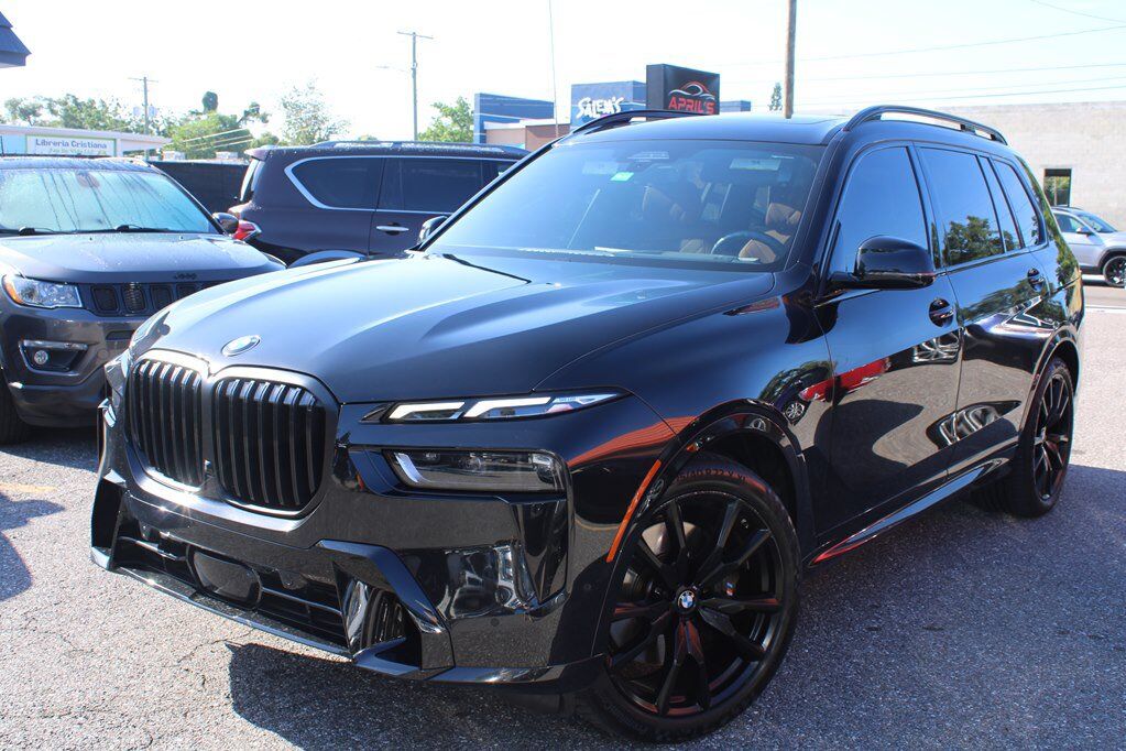 2025 BMW X7