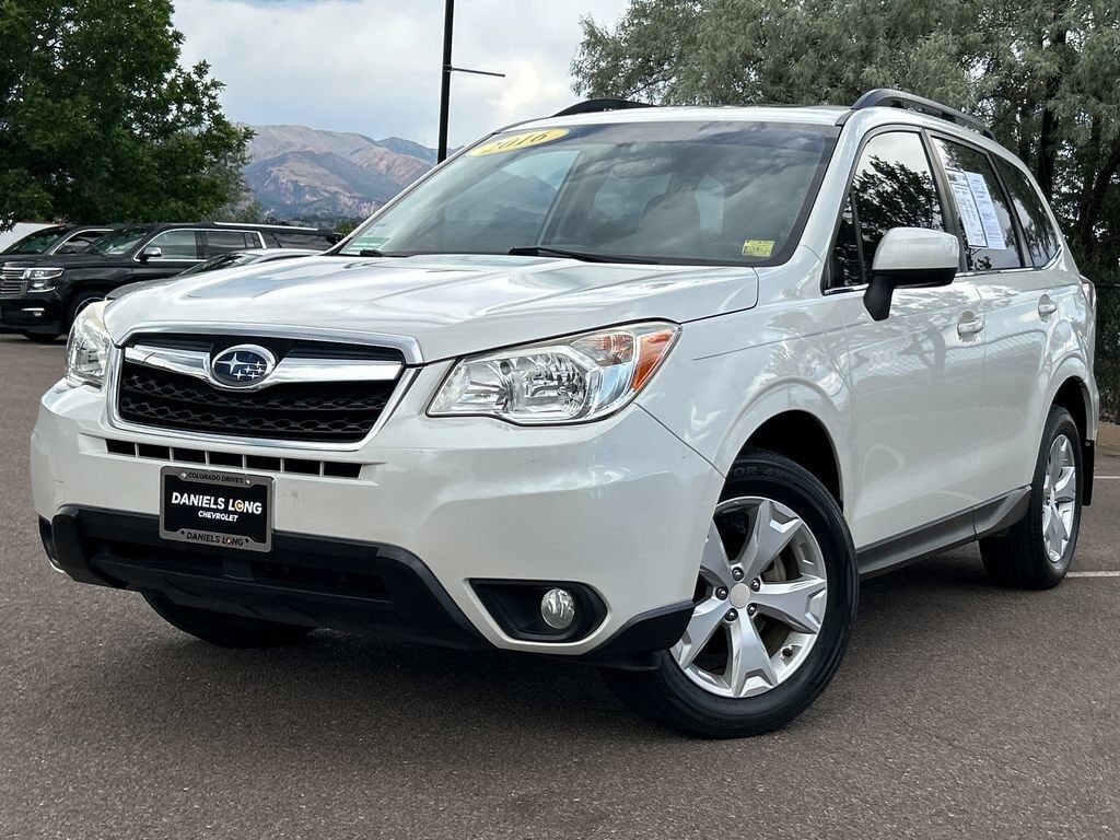 2016 SUBARU Forester