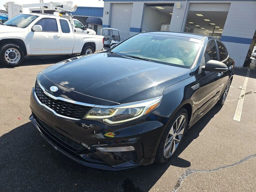 2019 KIA Optima