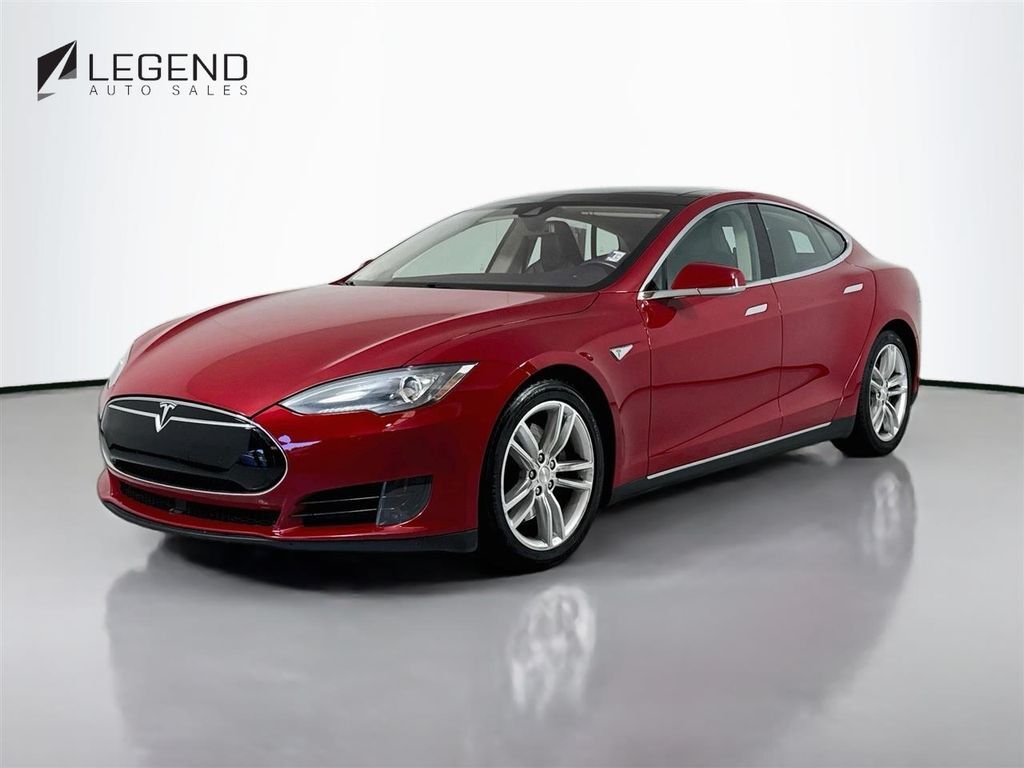 2015 TESLA Model S