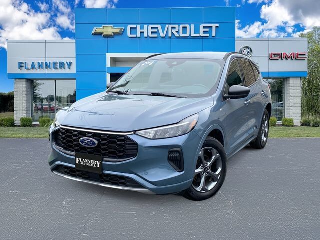 2023 FORD Escape