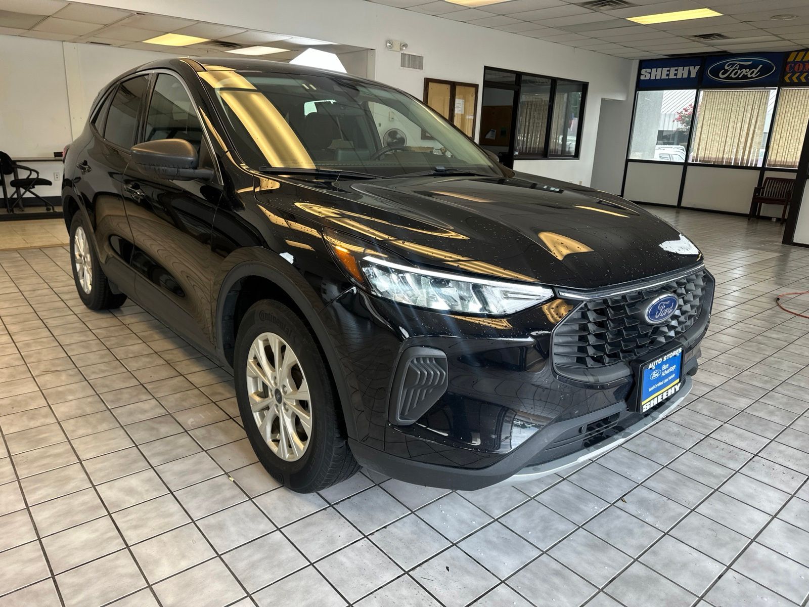 2024 FORD Escape