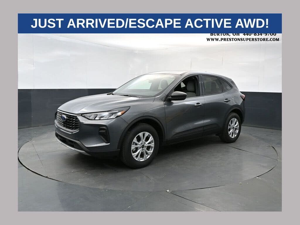 2025 FORD Escape