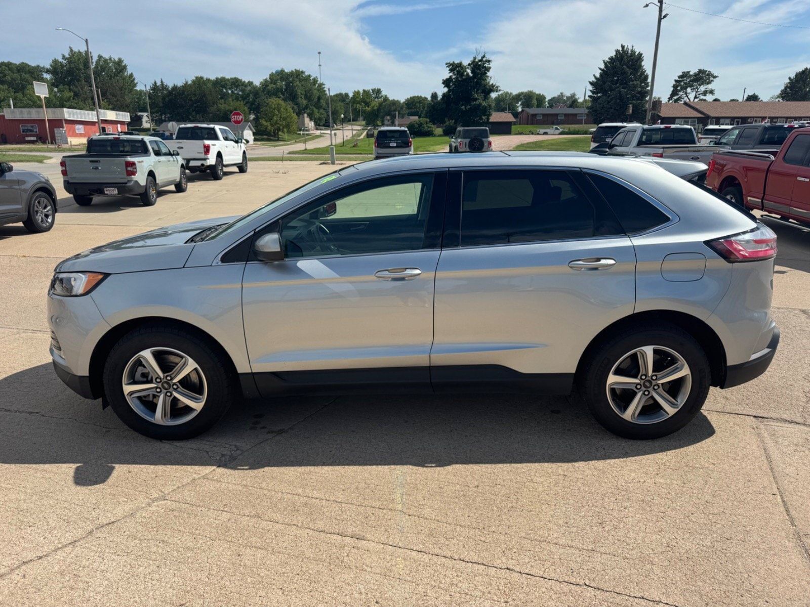 2024 FORD Edge