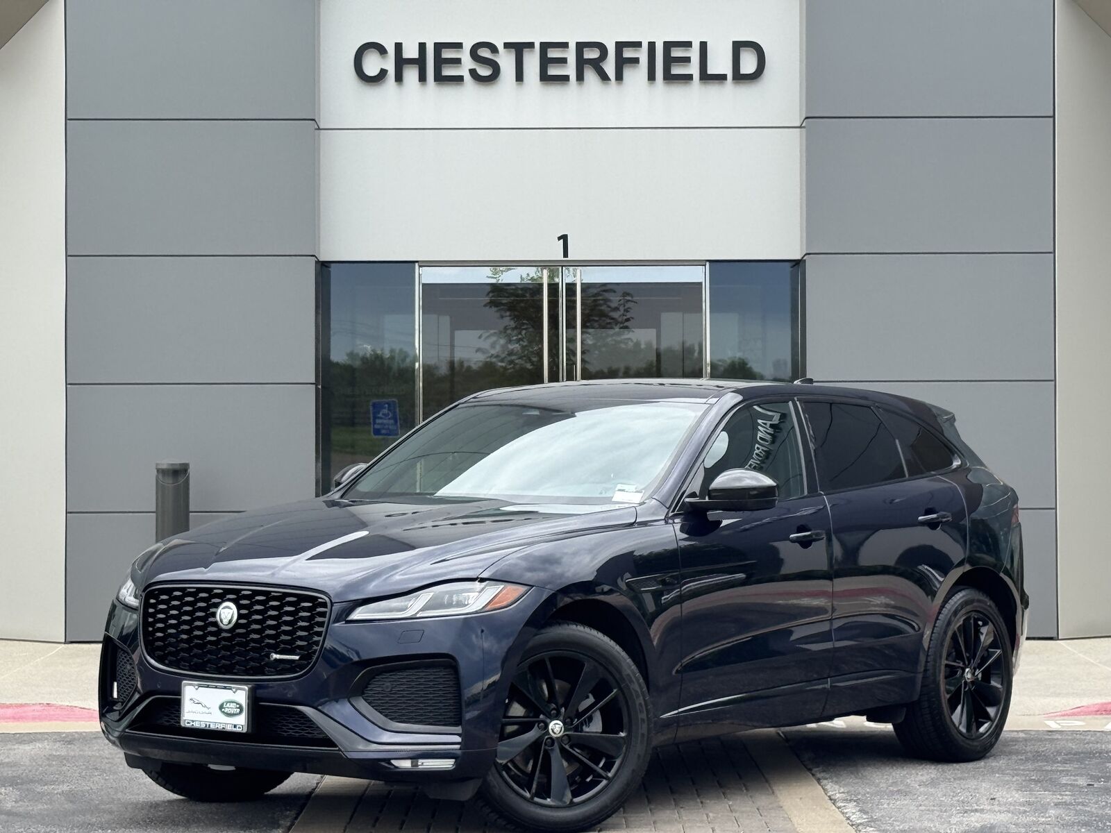 2025 JAGUAR F-Pace