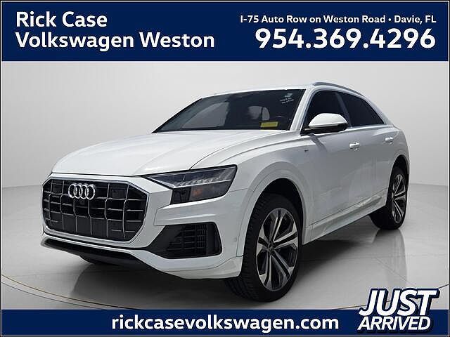2022 AUDI Q8