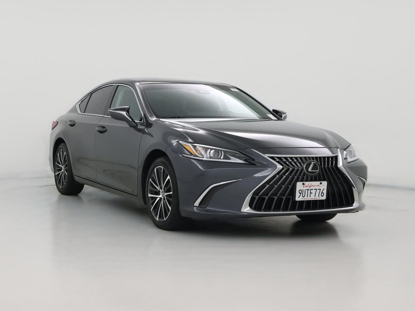 2025 LEXUS ES