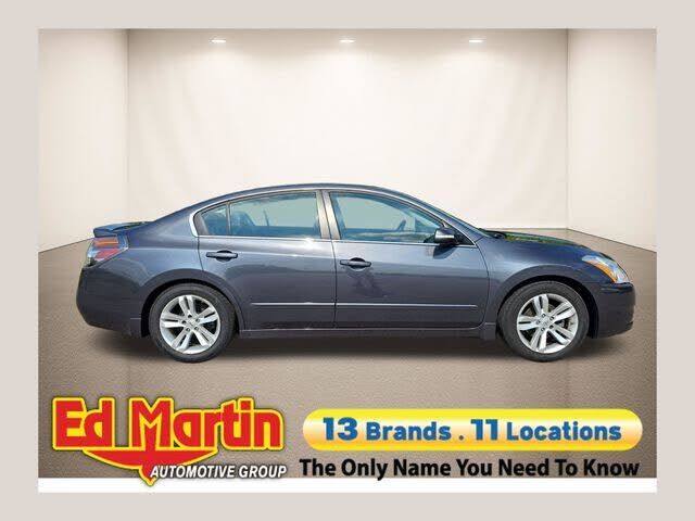 2011 NISSAN Altima