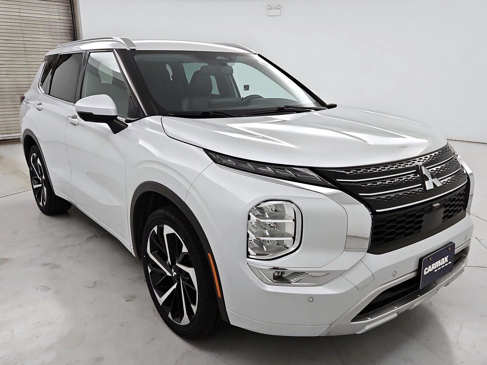 2023 MITSUBISHI Outlander