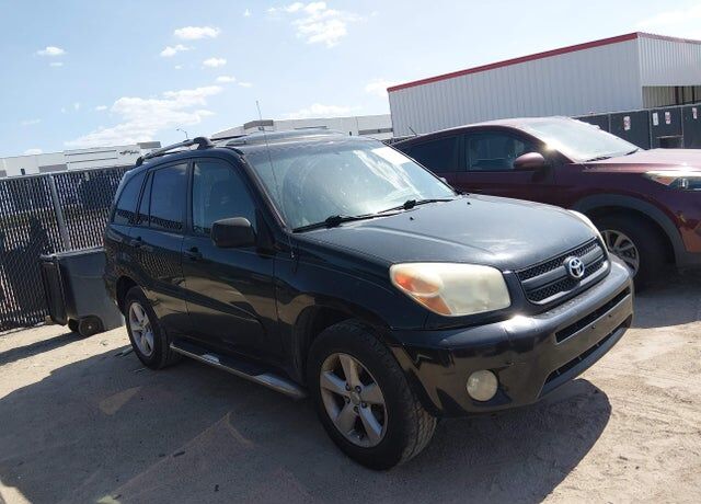 2004 TOYOTA RAV4