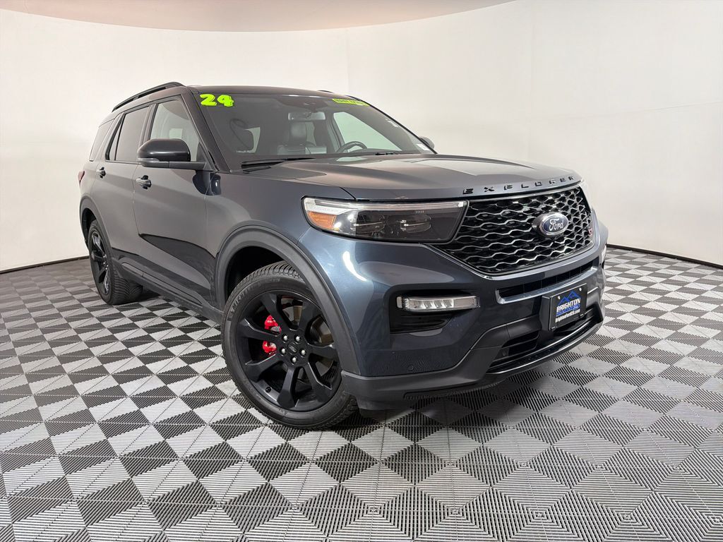 2024 FORD Explorer