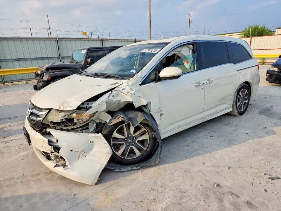 2014 HONDA Odyssey