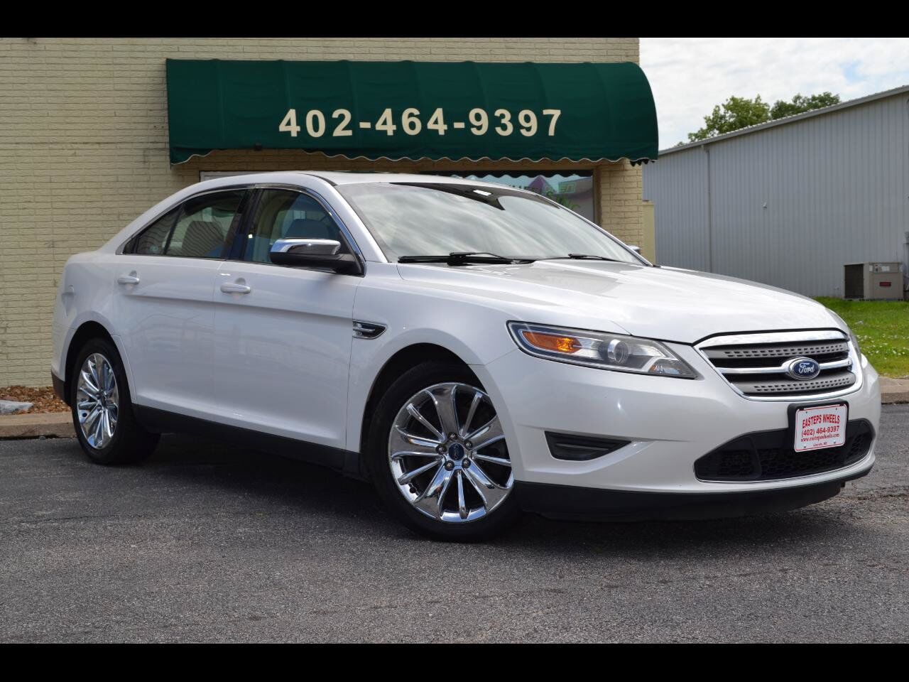 2010 FORD Taurus
