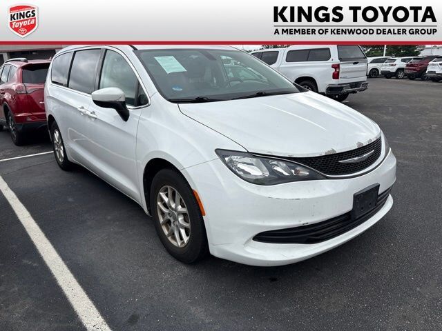 2017 CHRYSLER Pacifica