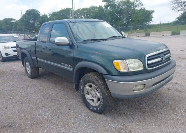 2002 TOYOTA Tundra
