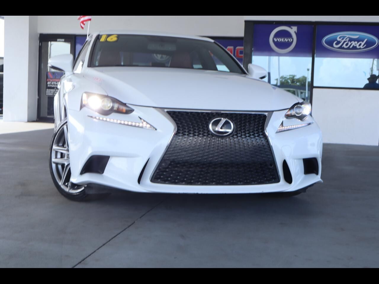 2016 LEXUS IS