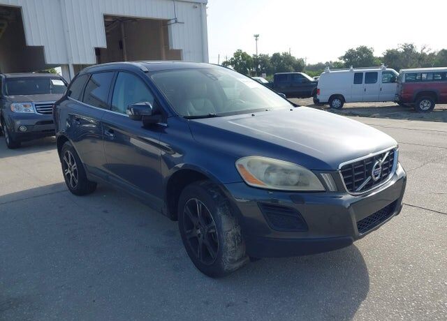 2011 VOLVO XC60
