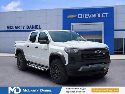 2026 CHEVROLET Colorado