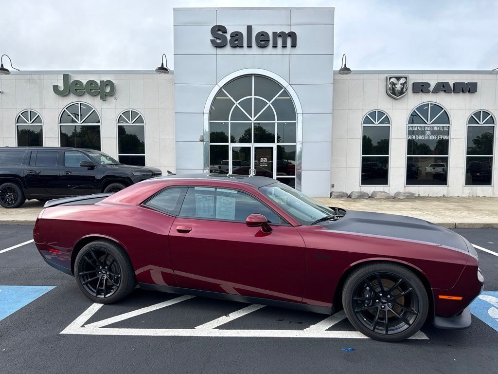 2019 DODGE Challenger