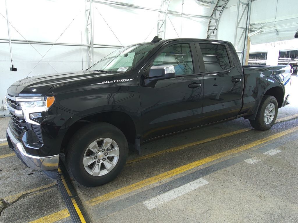 2024 CHEVROLET Silverado