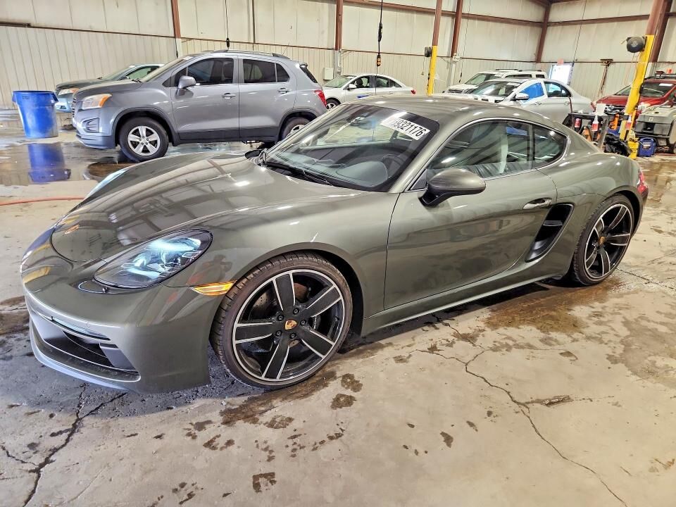 2021 PORSCHE 718