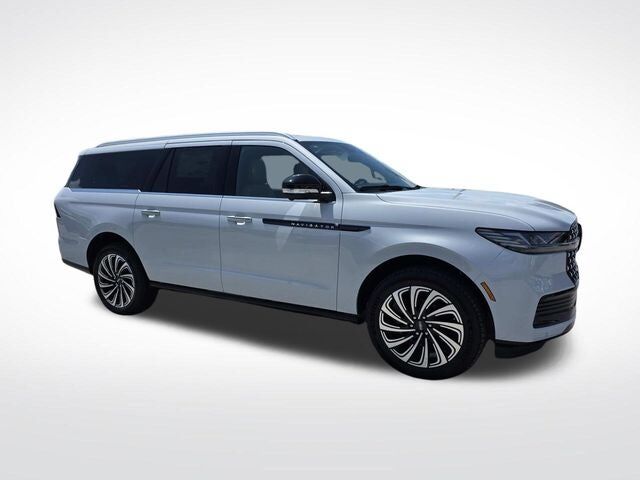 2026 LINCOLN Navigator L