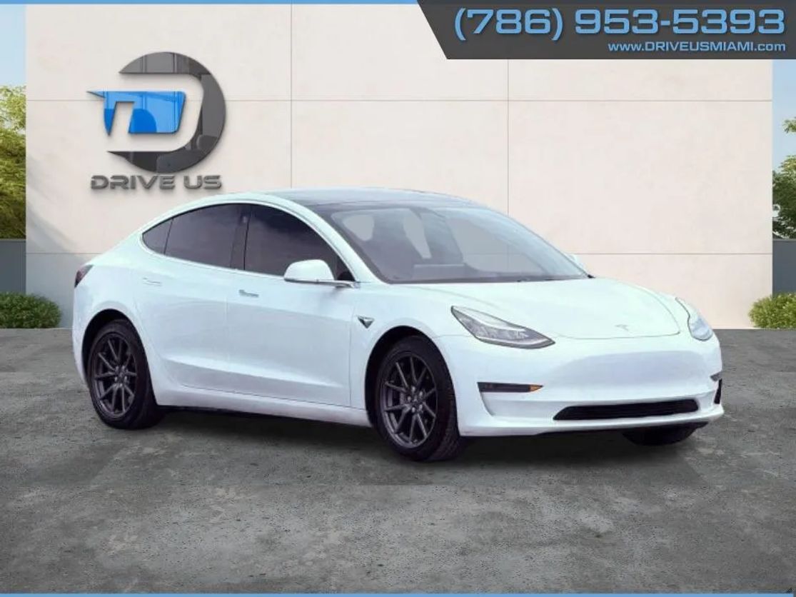 2020 TESLA Model 3