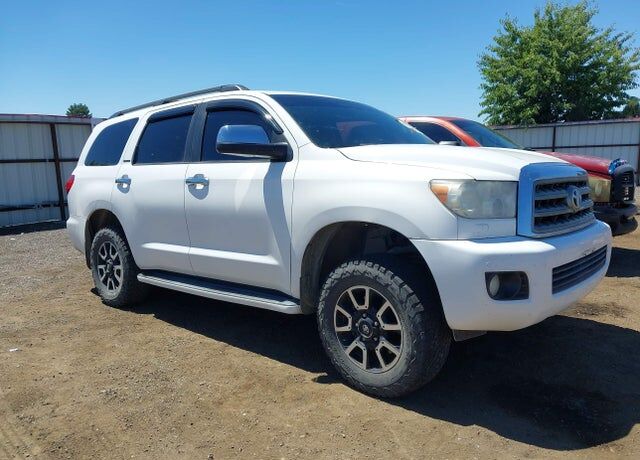 2012 TOYOTA Sequoia