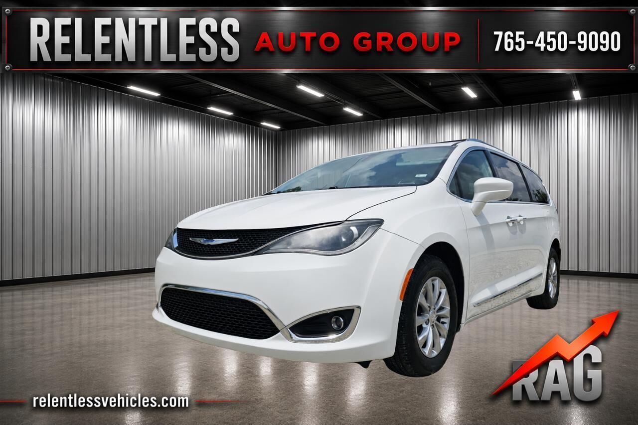 2019 CHRYSLER Pacifica
