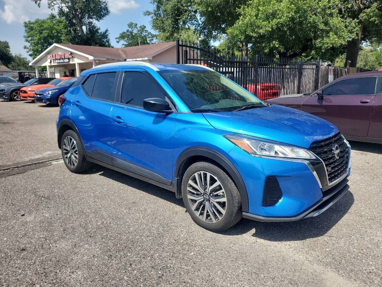 2023 NISSAN Kicks