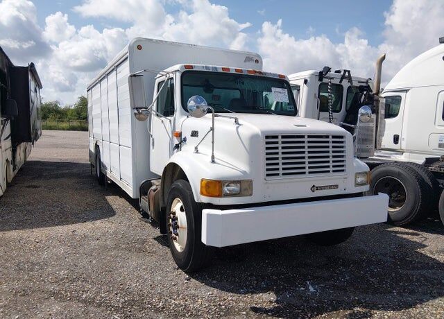 2000 INTERNATIONAL 4700