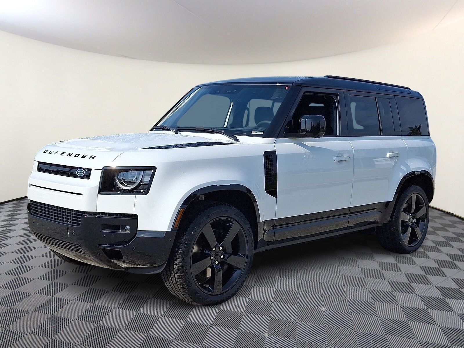 2026 LAND ROVER Defender