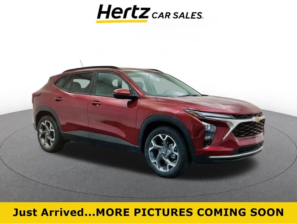 2025 CHEVROLET Trax