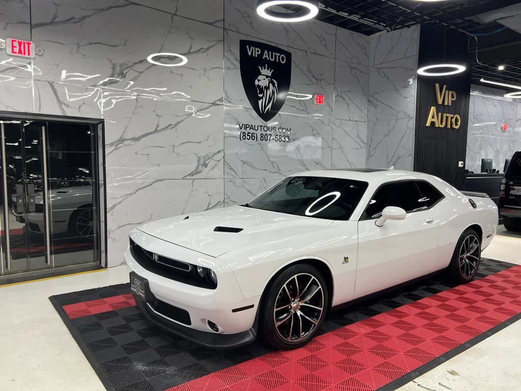 2016 DODGE Challenger