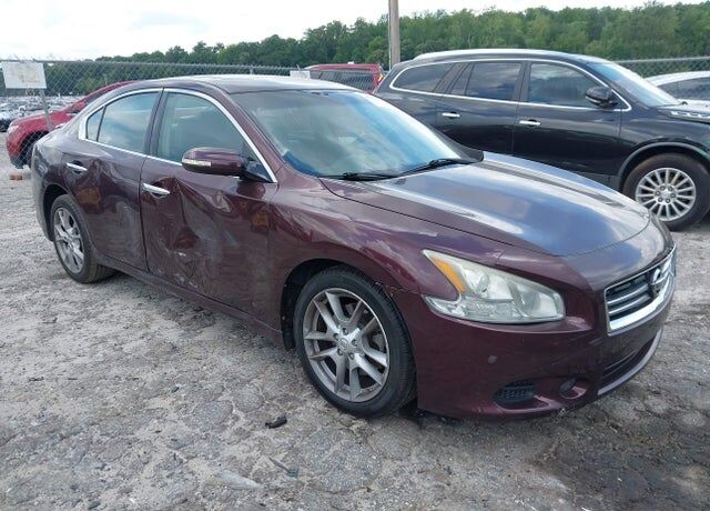 2014 NISSAN Maxima