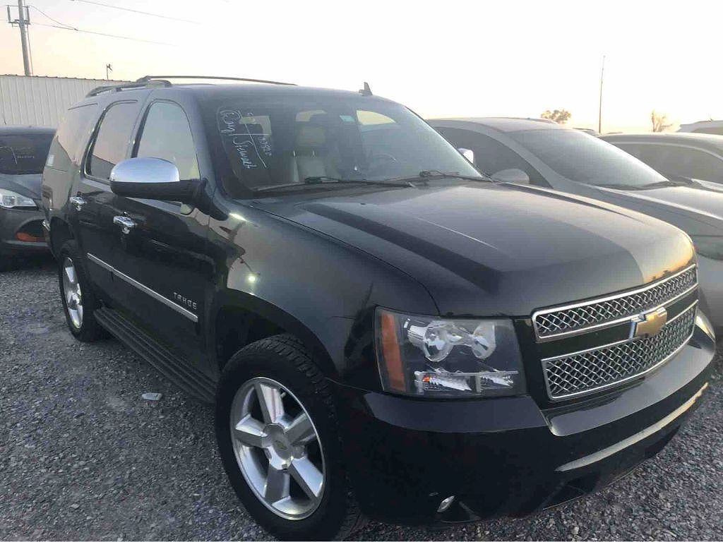 2011 CHEVROLET Tahoe