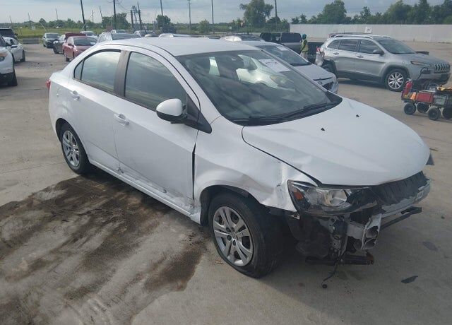 2017 CHEVROLET Sonic
