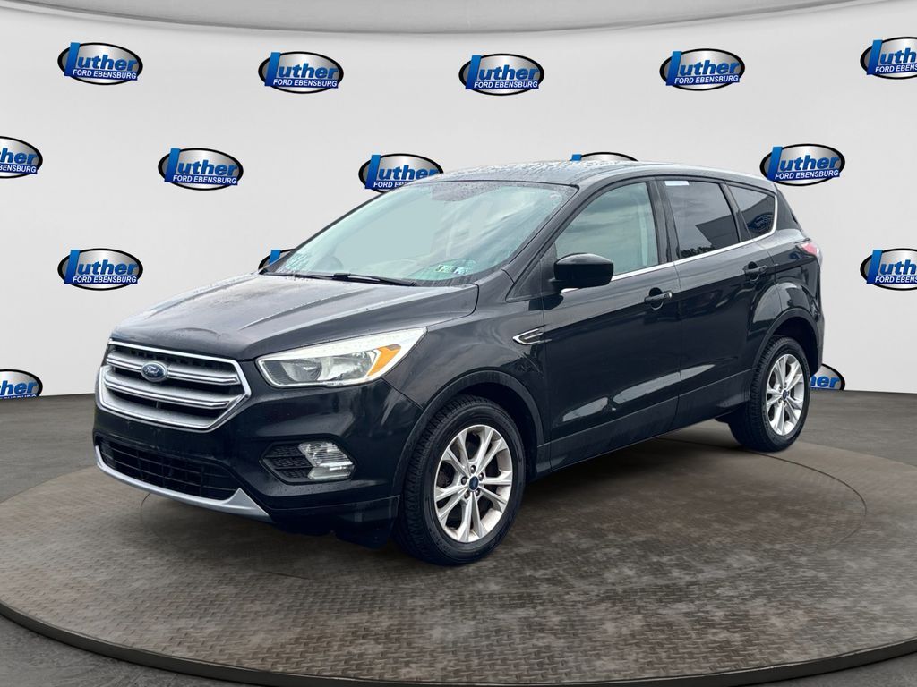 2017 FORD Escape