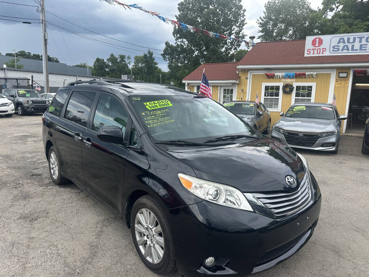 2017 TOYOTA Sienna