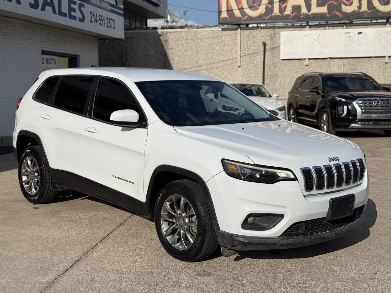 2019 JEEP Cherokee