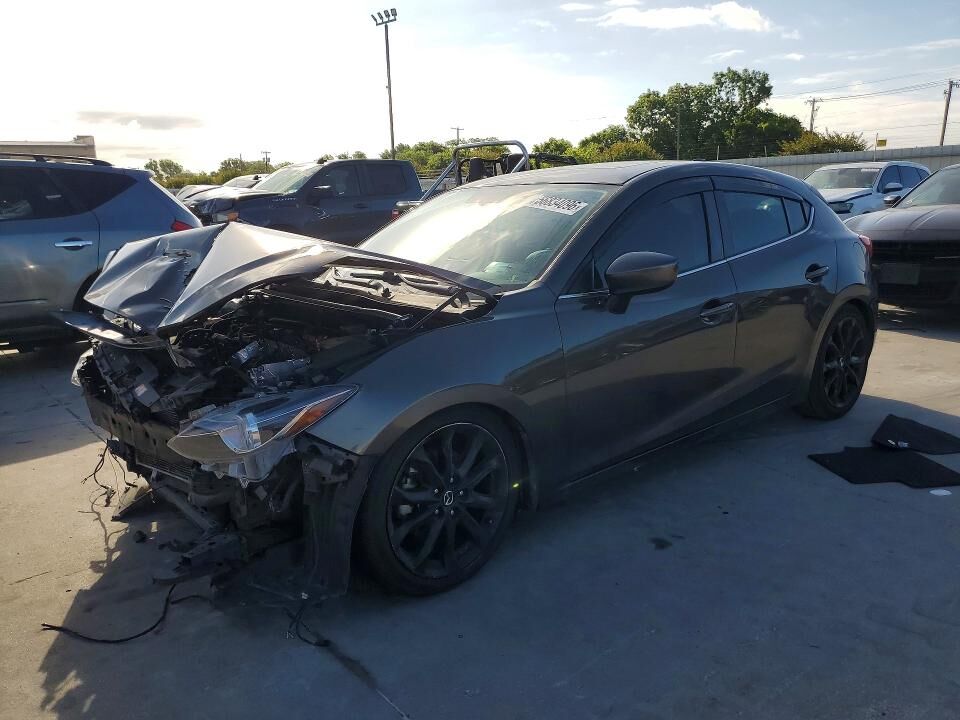 2015 MAZDA Mazda3