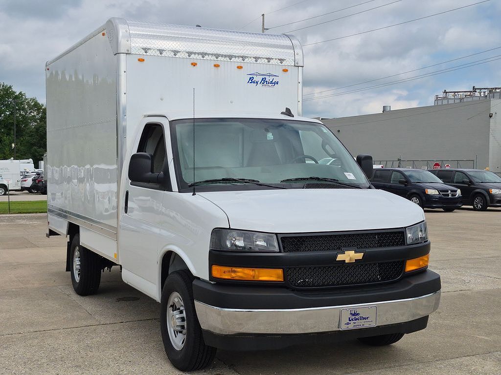 2026 CHEVROLET Express