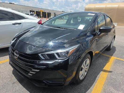 2024 NISSAN Versa