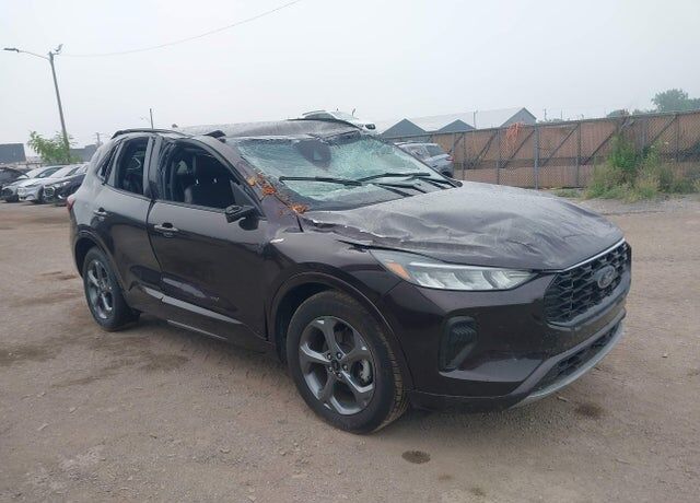 2023 FORD Escape