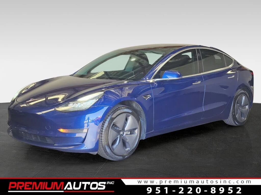 2020 TESLA Model 3