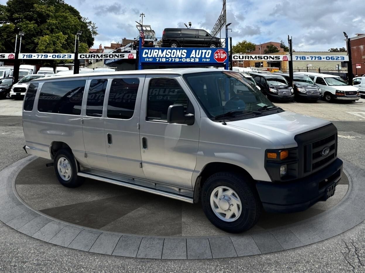 2009 FORD E-350