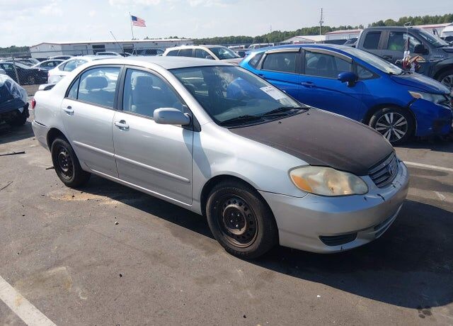 2004 TOYOTA Corolla