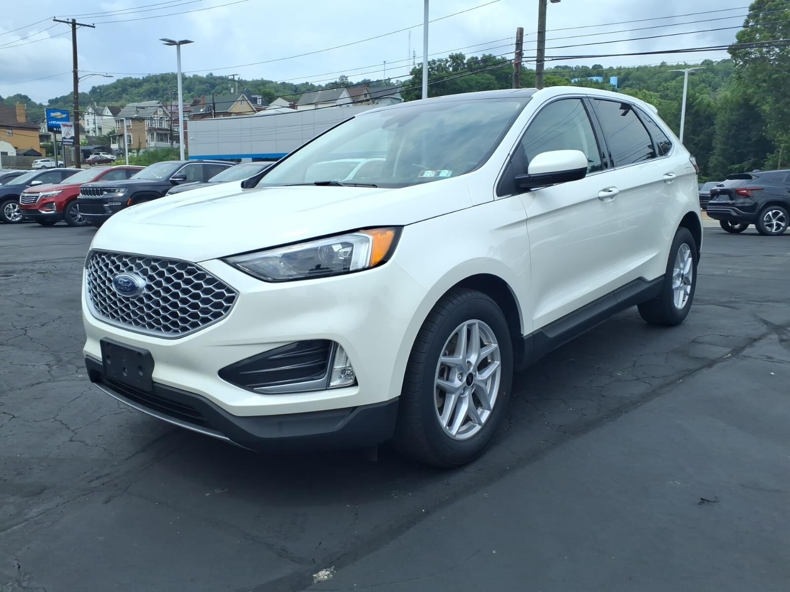 2023 FORD Edge