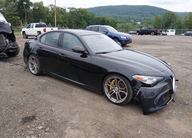 2017 ALFA ROMEO Giulia