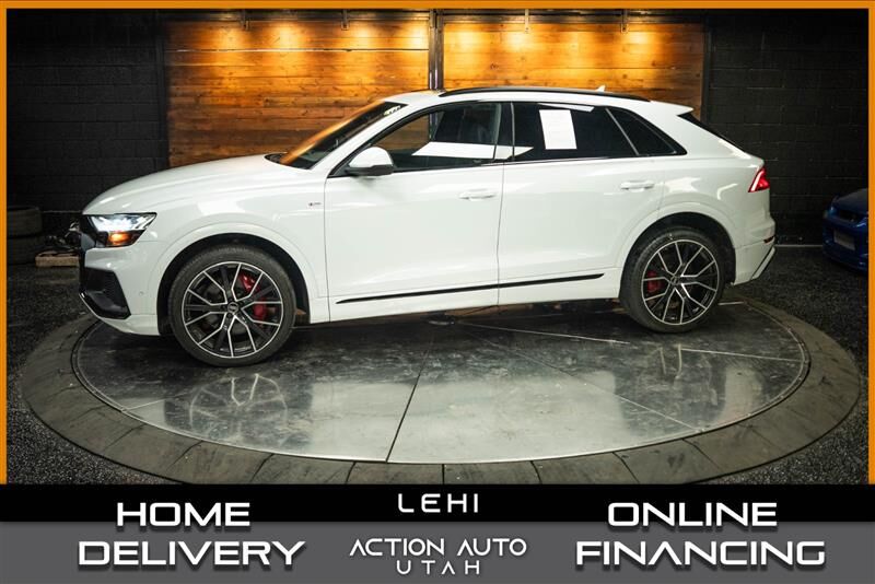 2022 AUDI Q8